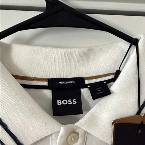 Hugo Boss White Polo with Navy Trim size M New - Picture 2 of 6